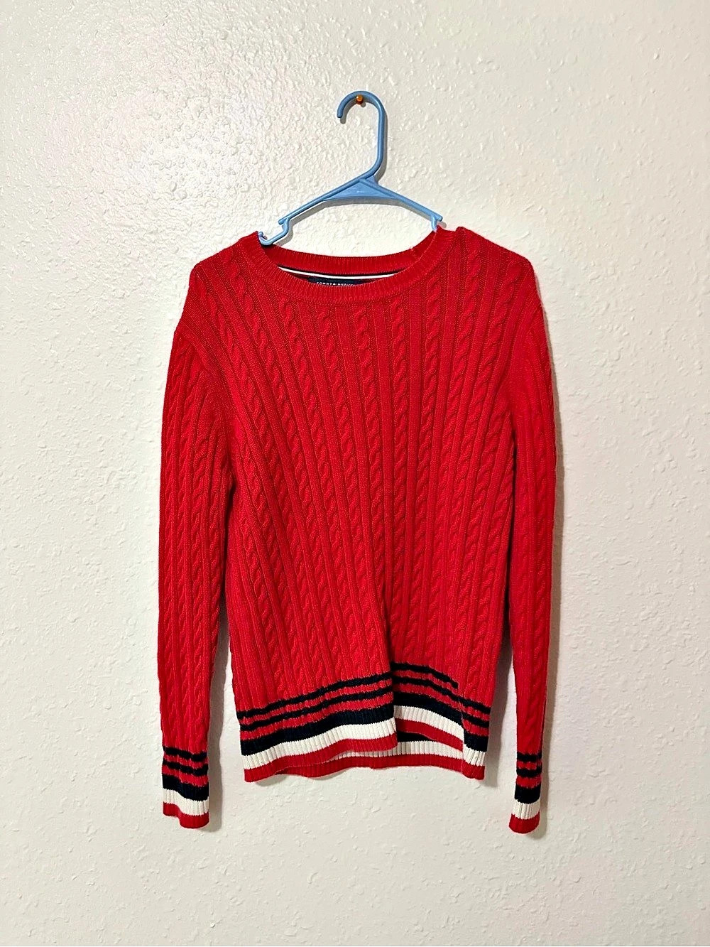 Tommy Hilfiger Cable Knit Tipped Crewneck Sweater Red & White
